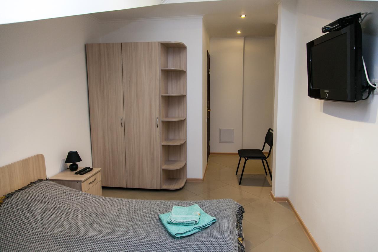 Minihotel Freedom Λβιβ Εξωτερικό φωτογραφία
